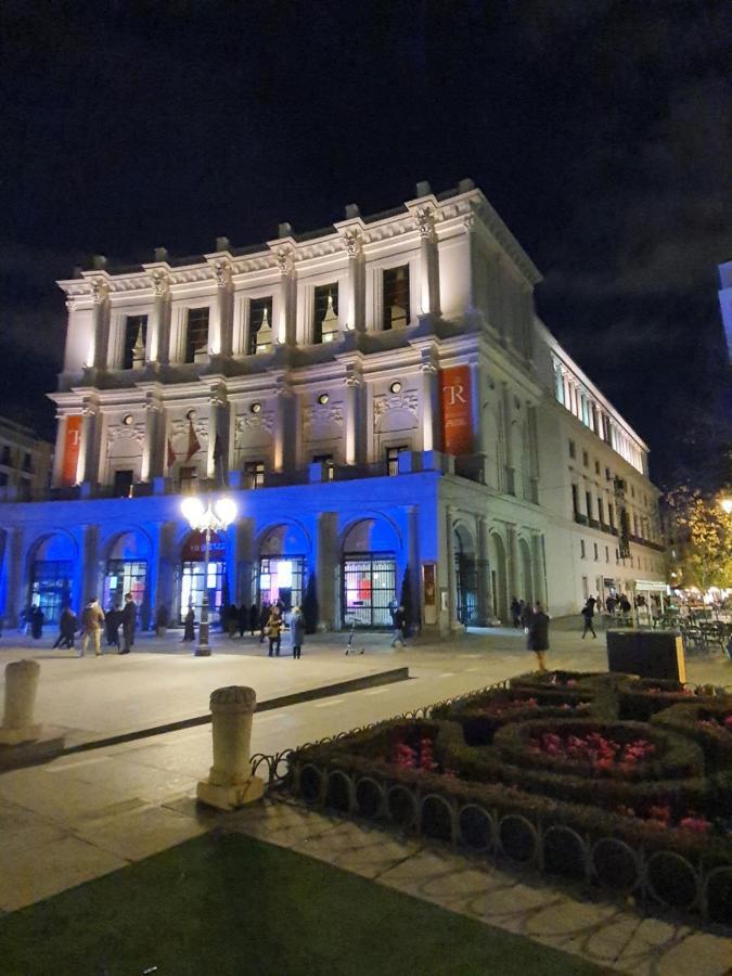 Centro Madrid. Plaza Mayor. Puerta Del Sol. Opera. Exterior photo