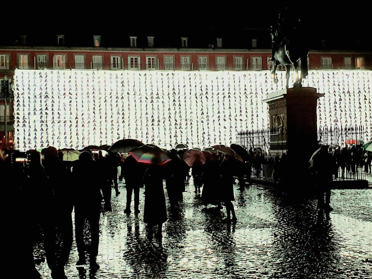 Centro Madrid. Plaza Mayor. Puerta Del Sol. Opera. Exterior photo